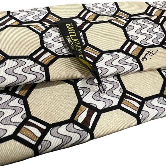 Emilio Pucci Yellow Gray Zig Zag Octagon Geometric Luxury 100% Silk Necktie Tie - Picture 5 of 7